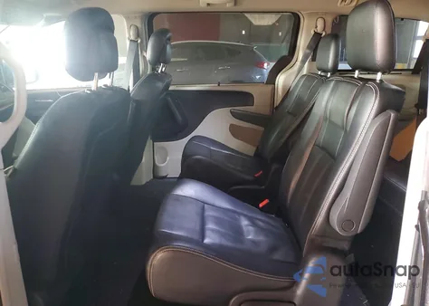 2015 Chrysler Town & Country Touring from USA, damaged, VIN 2C4RC1BG3FR610794